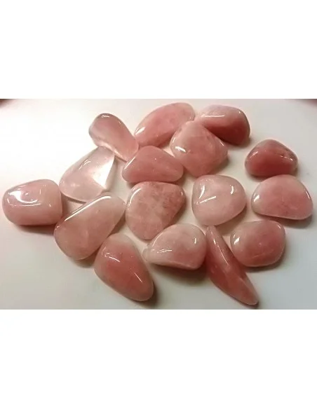 Quartz rose magnifique polis 6 a 11g. Quartz rose magnifique polis 6 a 11g.