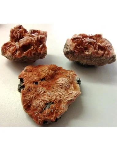 Baryte cristalise avec cerusites