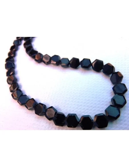 Collier spinelle pentacles Collier spinelle pentacles