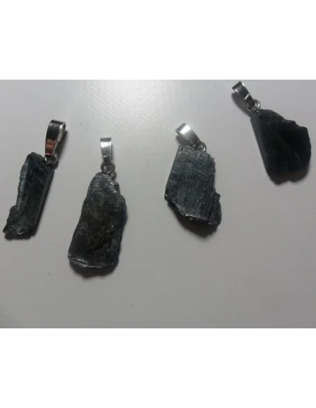 Vesuvianite cristal, idocrase cristal pendentif Vesuvianite cristal, idocrase cristal pendentif