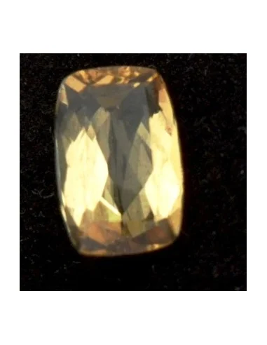 Gemme topaze imperiale lapidé