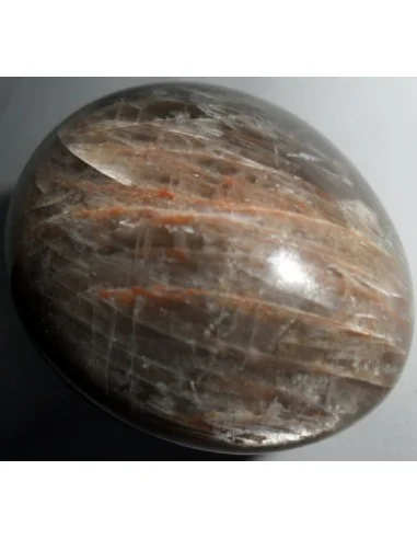 Feldspath noire oeuf