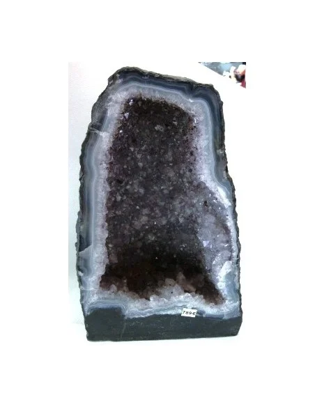 Améthyste, quartz rutiles  Géode chapelle