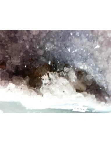 Améthyste, quartz rutiles  Géode chapelle