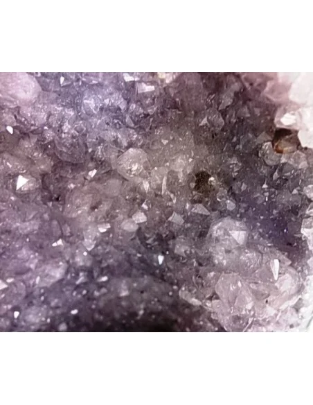 Améthyste, quartz rutiles  Géode chapelle