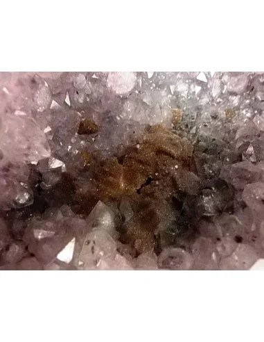 Améthyste, quartz rutiles  Géode chapelle