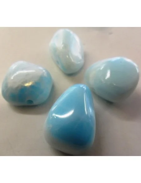 Aragonite bleue en pendentif