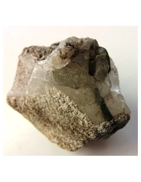 Tourmaline verte sur quartz