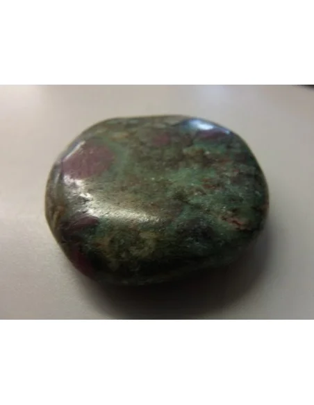 Zoisite rubis galet litotherapie 23 à 38g Zoisite rubis galet litotherapie 23 à 38g