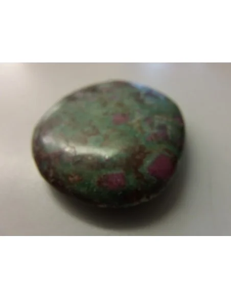 Zoisite rubis galet litotherapie 23 à 38g Zoisite rubis galet litotherapie 23 à 38g