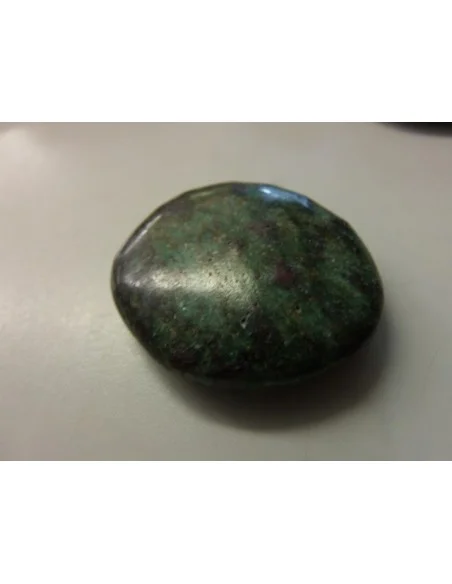 Zoisite rubis galet litotherapie 23 à 38g Zoisite rubis galet litotherapie 23 à 38g