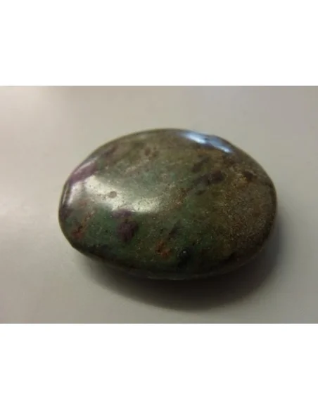 Zoisite rubis galet litotherapie 23 à 38g Zoisite rubis galet litotherapie 23 à 38g