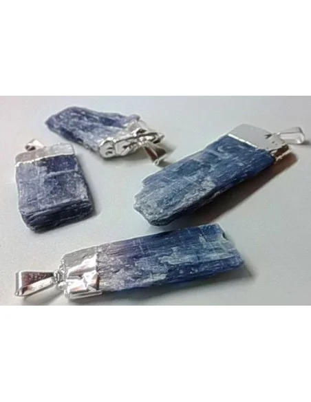 Cyanite bleue grand pendentif Cyanite bleue grand pendentif
