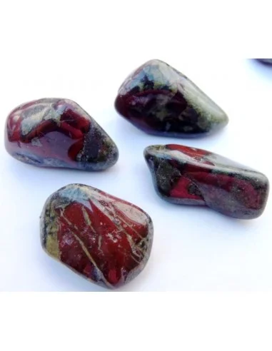 Pierre du dragon, dragon stone polis