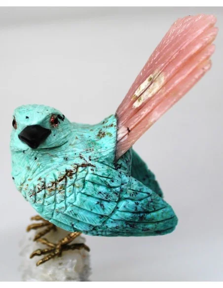 Magnifique oiseau en turquoise et opale rose Magnifique oiseau en turquoise et opale rose