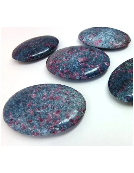 Saphir pierre savon 5 a 6cm Saphir pierre savon 5 a 6cm