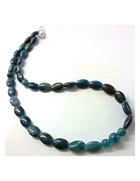 Collier apatite bleue ovale Collier apatite bleue ovale