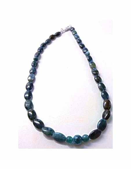 Collier apatite bleue ovale Collier apatite bleue ovale