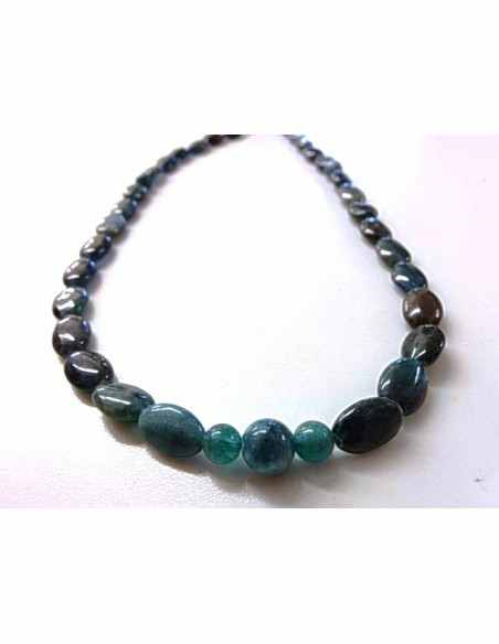 Collier apatite bleue ovale Collier apatite bleue ovale