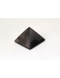 Shungit pyramide 4cm 2