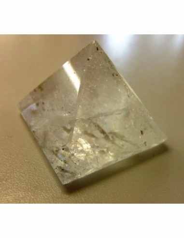 Pyramide quartz 25 a 30mm