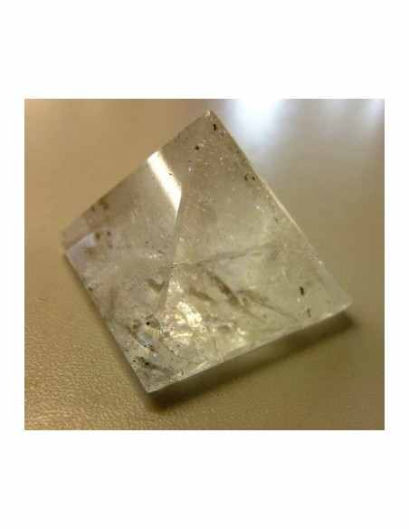 Pyramide quartz 25 a 30mm