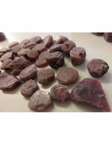 Rubis brut Tanzanie 5 a 14g