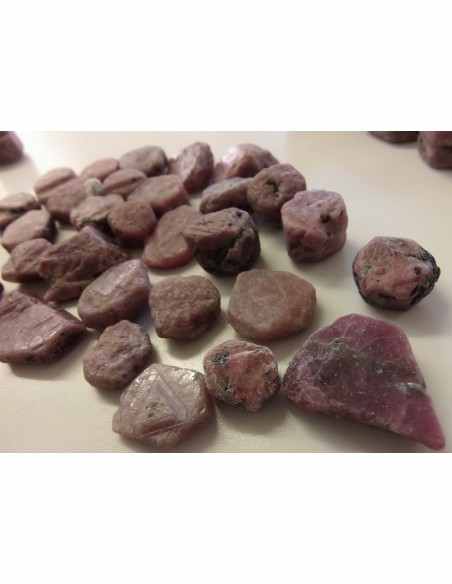 Rubis brut Tanzanie 5 a 14g