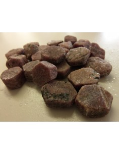 Rubis brut Tanzanie 25 a 30g