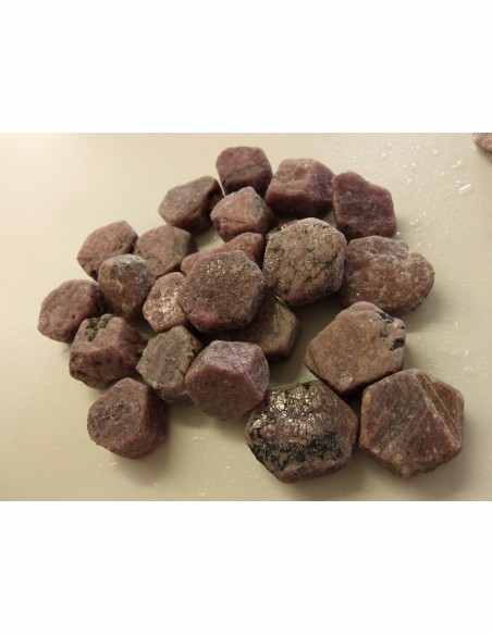 Rubis brut Tanzanie 25 a 30g
