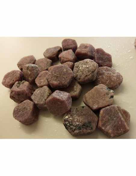 Rubis brut Tanzanie 25 a 30g