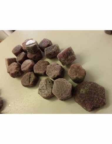 Rubis brut Tanzanie 31 a 37g