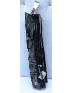Aegyrine brute pendentif