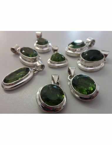 Péridot Gemme pendentif argent