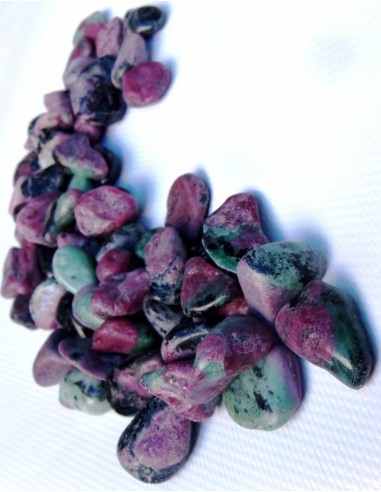 Zoisite rubis pierre