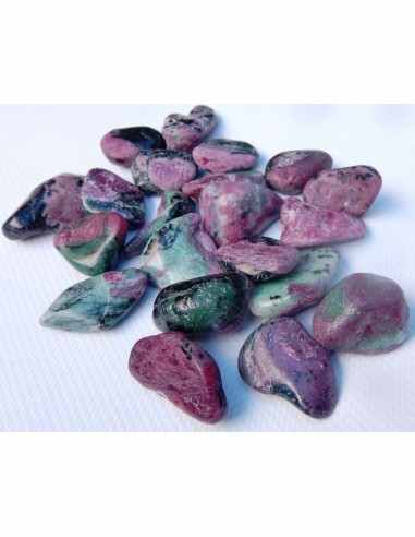 Zoisite rubis pierre