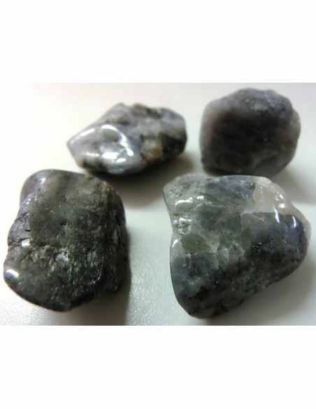 Tanzanite pierre Tanzanite pierre