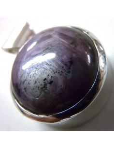 Grand Rubis etoile pendentif 2