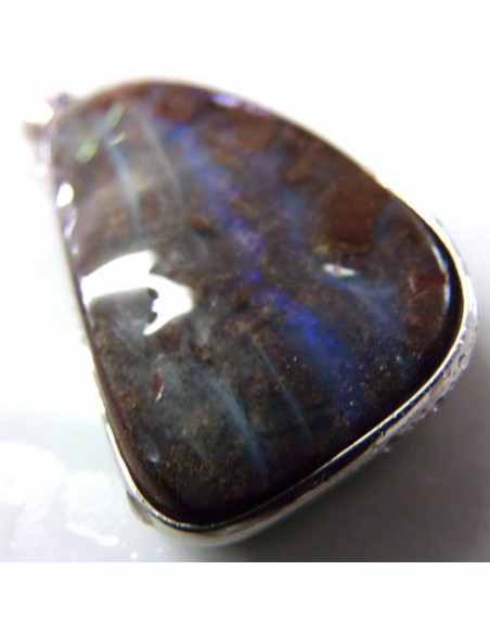 Opale noble, tantalite pendentif argent Opale noble, tantalite pendentif argent