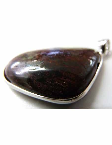 Tantalite, Opale noble pendentif
