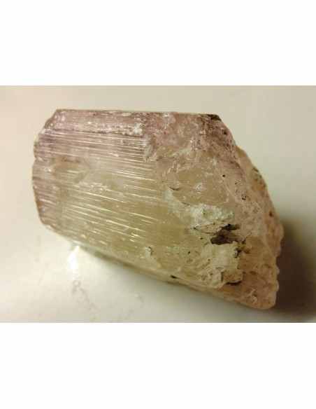 Kunzite hiddenite brute Kunzite hiddenite brute