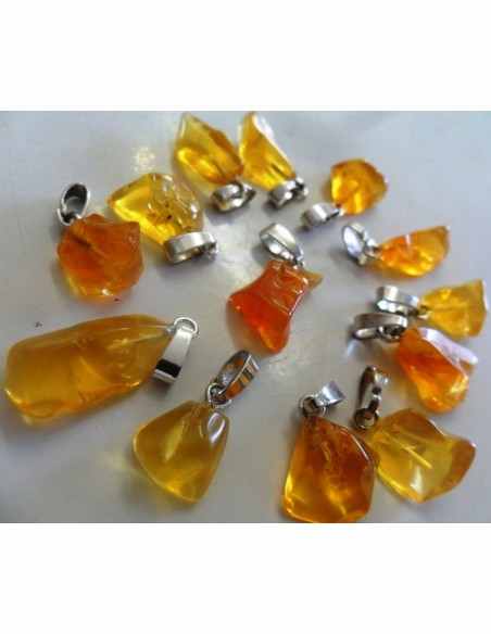 Opale de feu en pendentif Opale de feu en pendentif