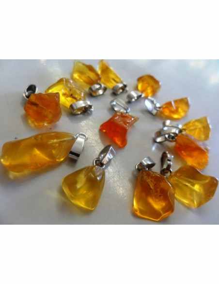 Opale de feu en pendentif Opale de feu en pendentif
