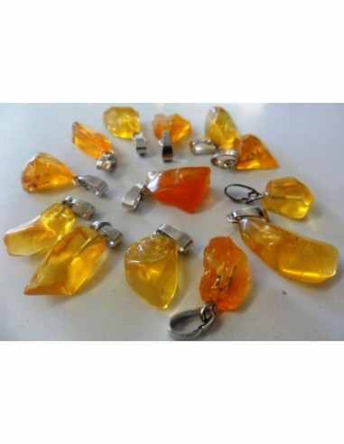 Opale de feu en pendentif