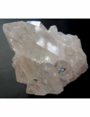 Petite amas cristallins