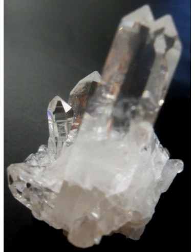 Petite amas cristallins