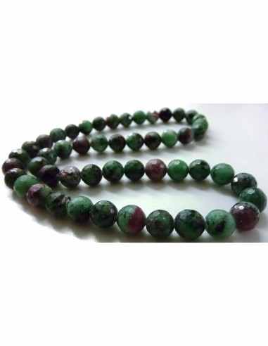 Zoisite aux rubis 10mm collier