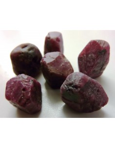 Rubis de Tanzanie brut 8g