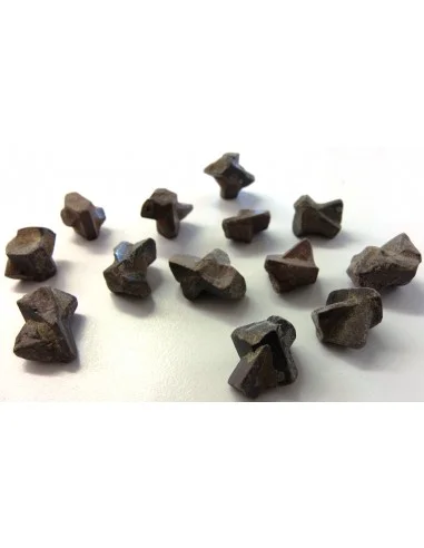 Staurotite, staurotide pierre croix, croix des fées