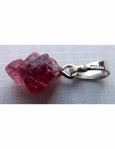 Spinelle rouge octaèdre pendentif